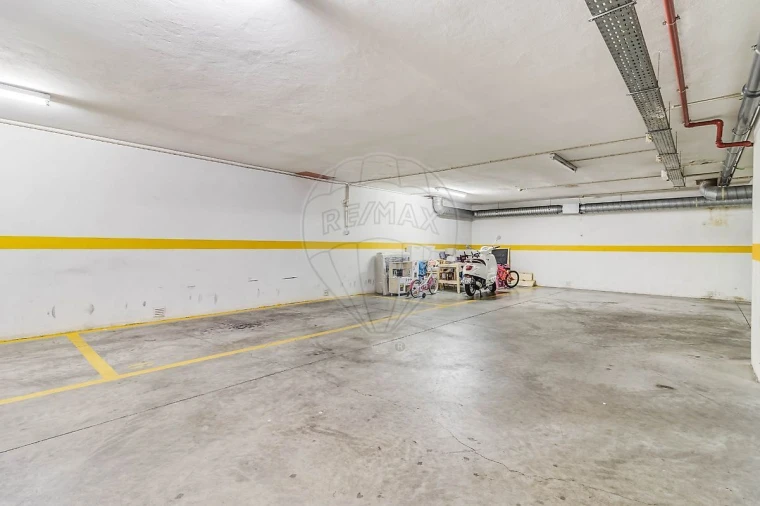 Apartamento T2 para Venda em Alcantara Foto 37