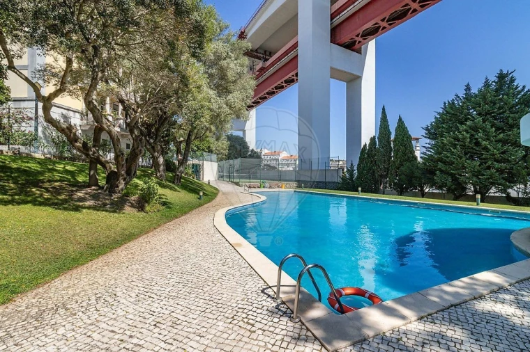 Apartamento T2 para Venda em Alcantara Foto 42