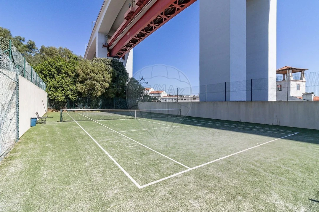 Apartamento T2 para Venda em Alcantara Foto 5