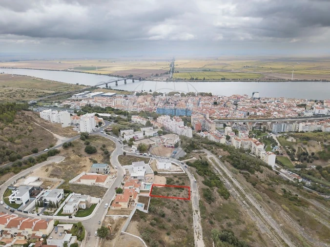 Terreno para Venda em Vila Franca de Xira Foto 3