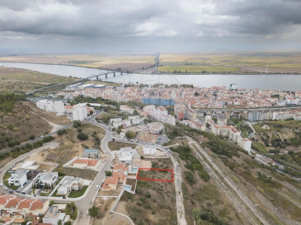 Terreno para Venda em Vila Franca de Xira Foto 3