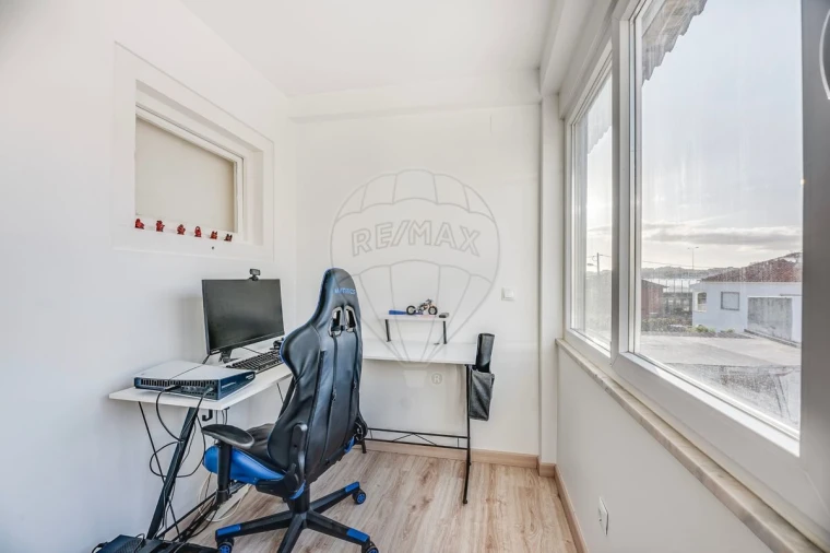 Moradia T5 para Venda em Barcarena Foto 33