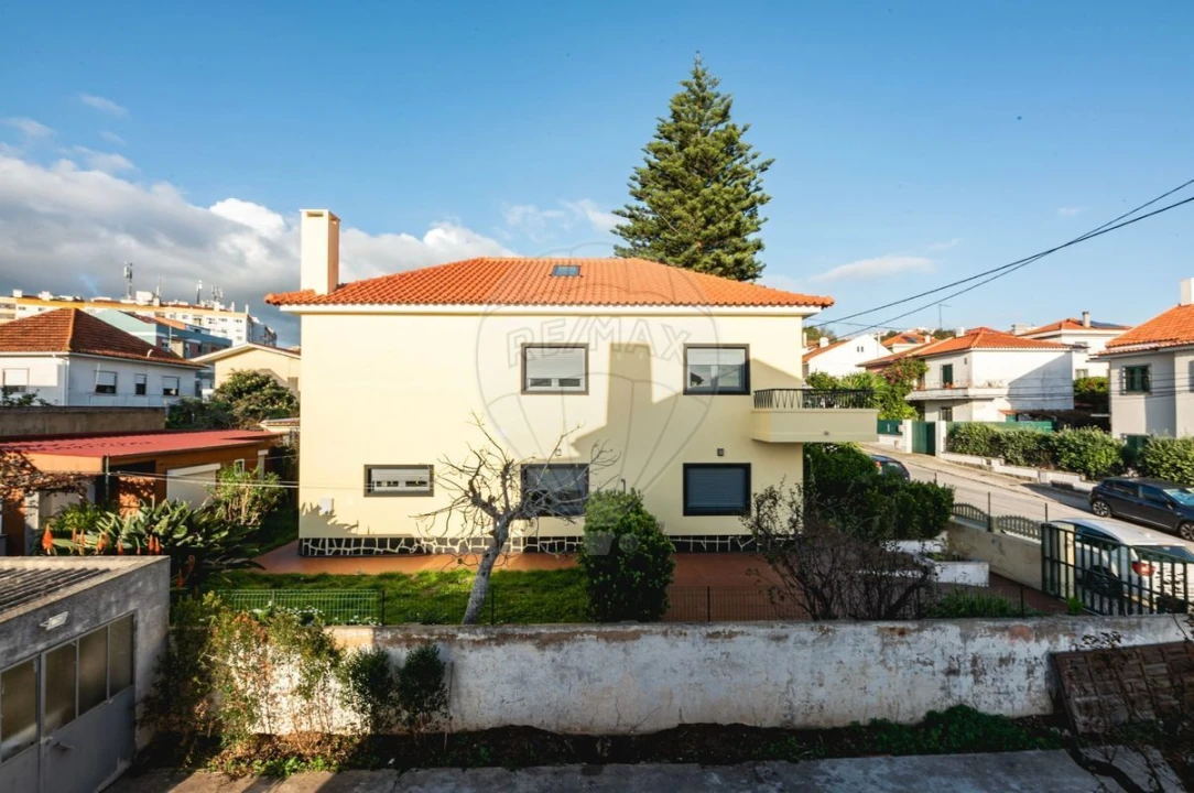 Moradia T5 para Venda em Barcarena Foto 38