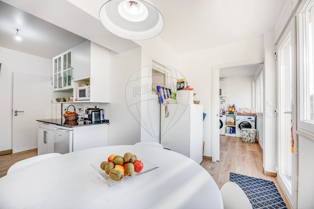 Moradia T5 para Venda em Barcarena Foto 6