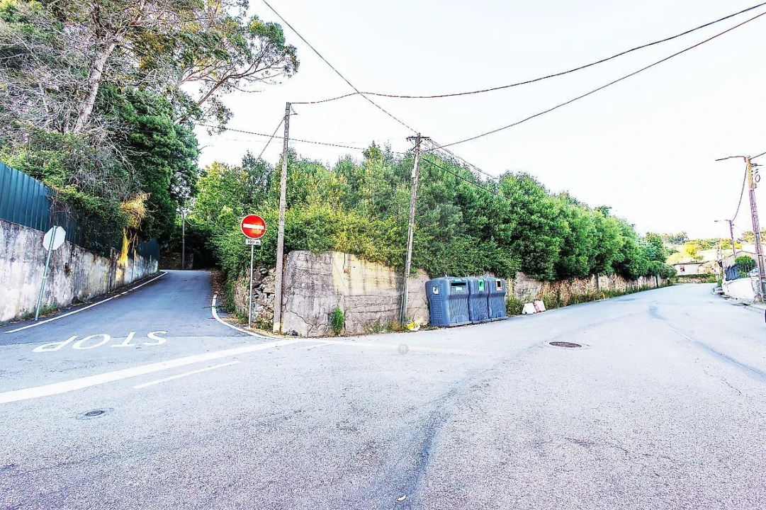 Terreno para Venda em Mozelos Foto 6