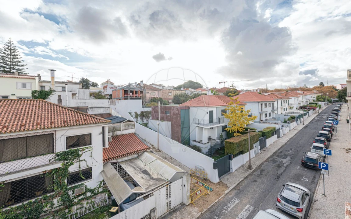 Apartamento T4 para Venda em Alvalade Foto 27