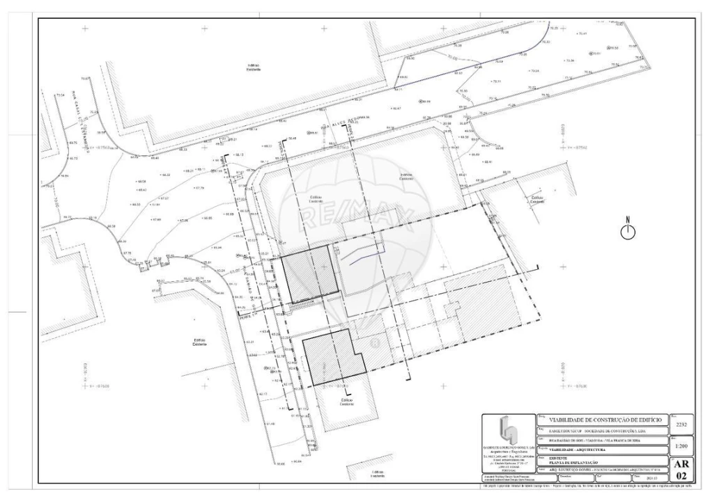 Prédio para Venda em Vialonga Foto 11