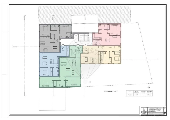 Prédio para Venda em Vialonga Foto 22