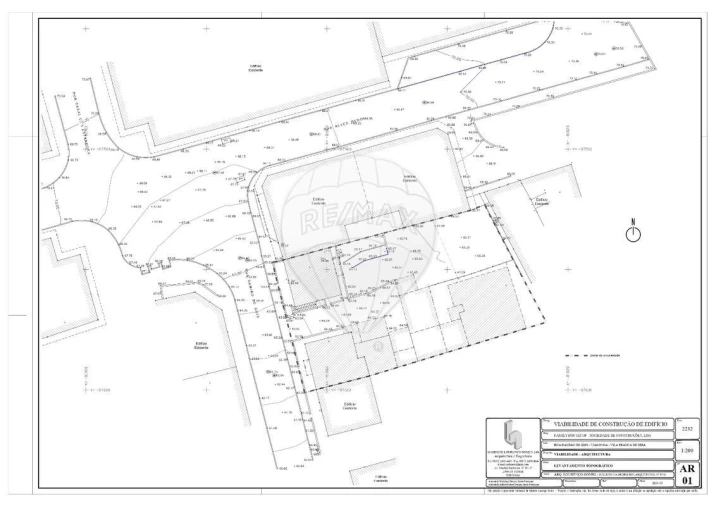 Prédio para Venda em Vialonga Foto 10