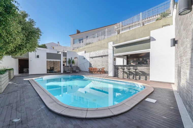 Moradia T5 para Venda em União das Freguesias de Setúbal Foto 26