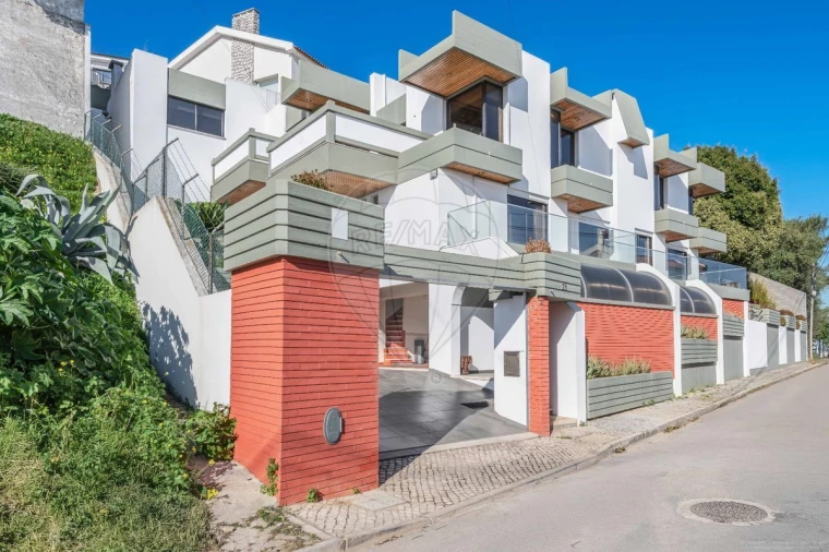 Moradia T5 para Venda em União das Freguesias de Setúbal Foto 3