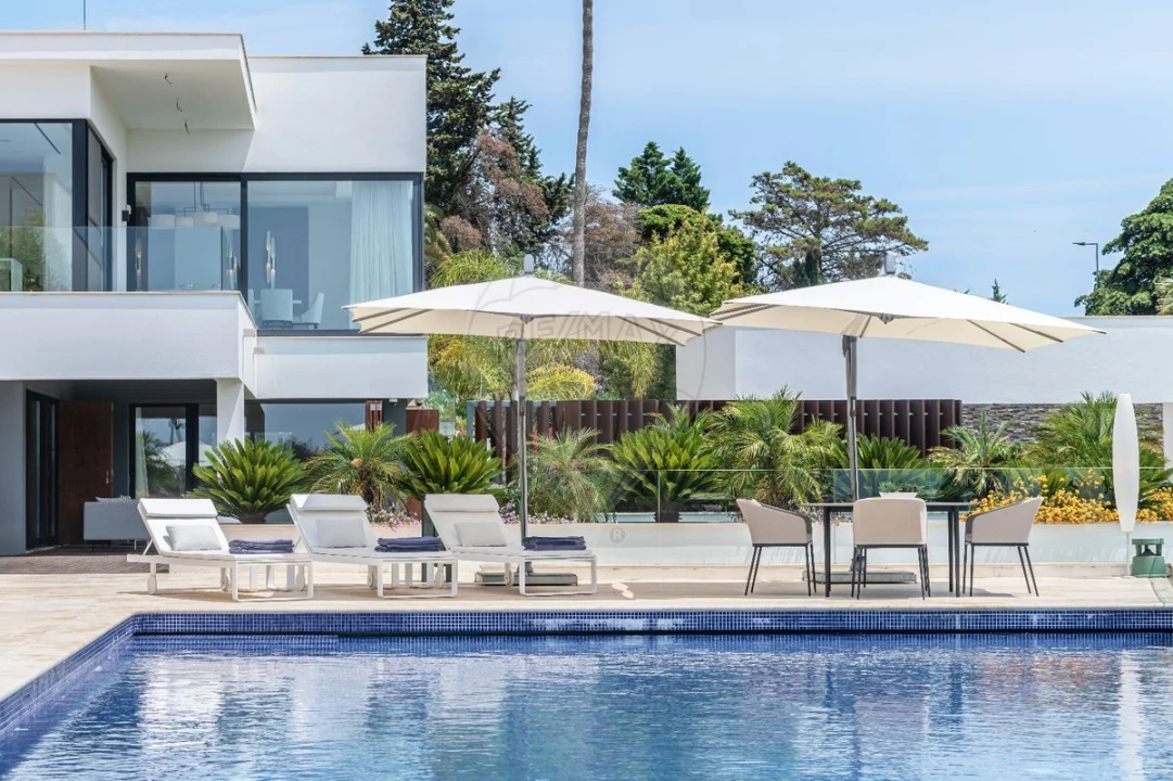 Moradia T8 para Venda em Porches Foto 25