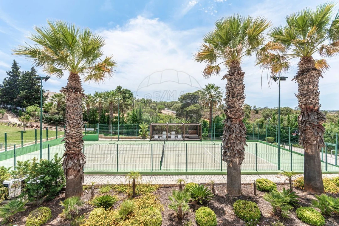 Moradia T8 para Venda em Porches Foto 7