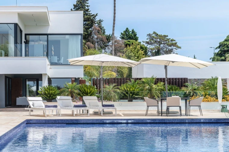 Moradia T8 para Venda em Porches Foto 25