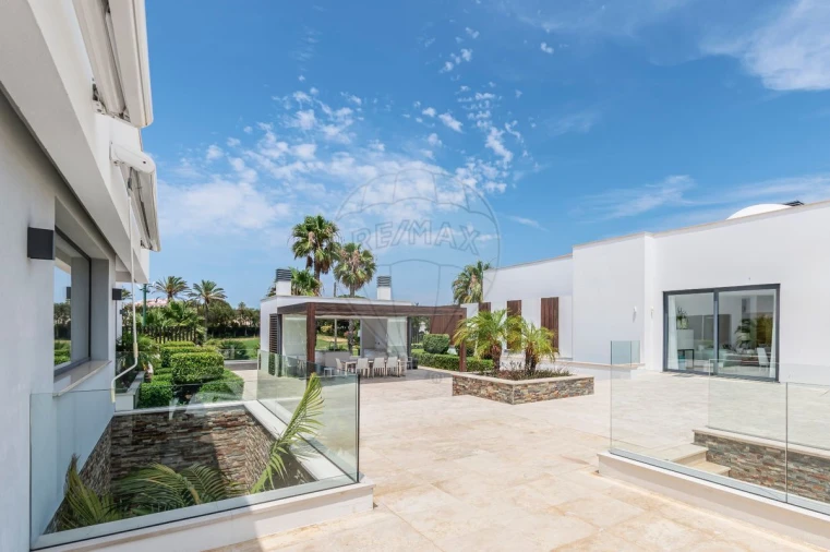 Moradia T8 para Venda em Porches Foto 45