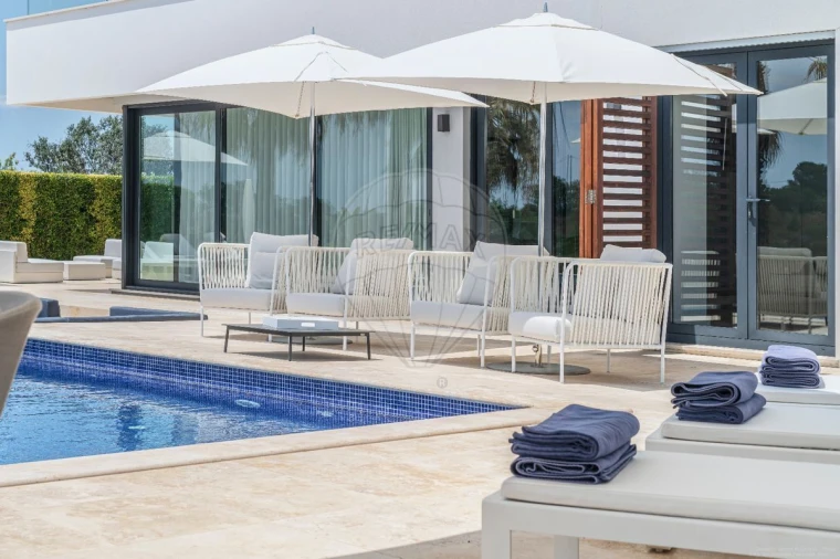 Moradia T8 para Venda em Porches Foto 29