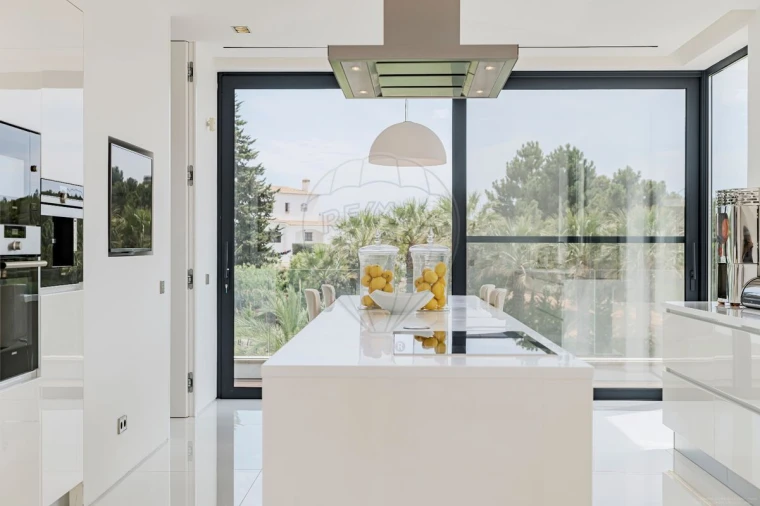 Moradia T8 para Venda em Porches Foto 15