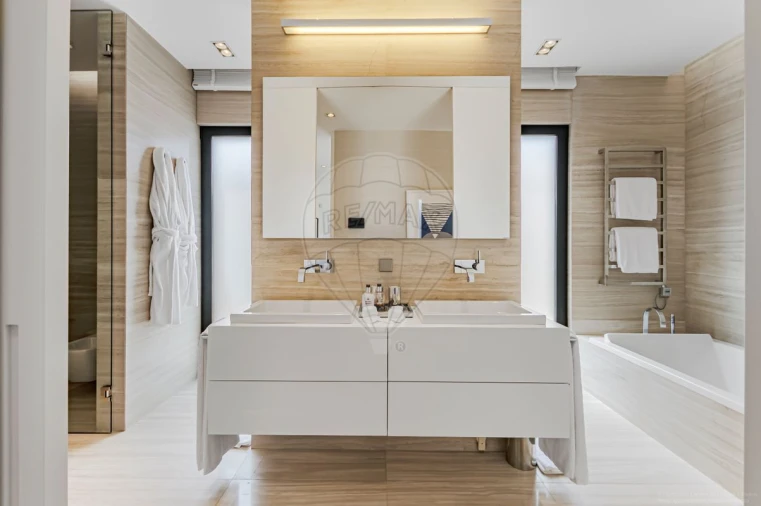 Moradia T8 para Venda em Porches Foto 18