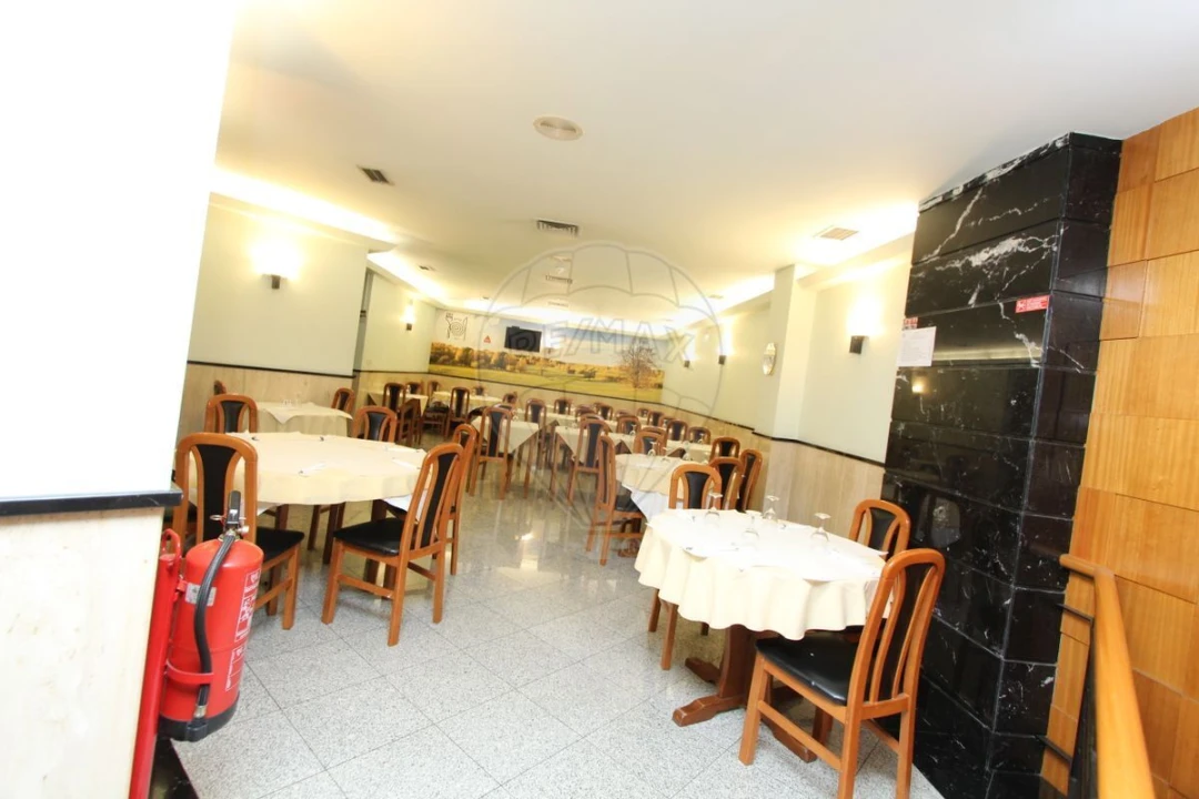 Loja para Venda em São Domingos de Benfica Foto 22