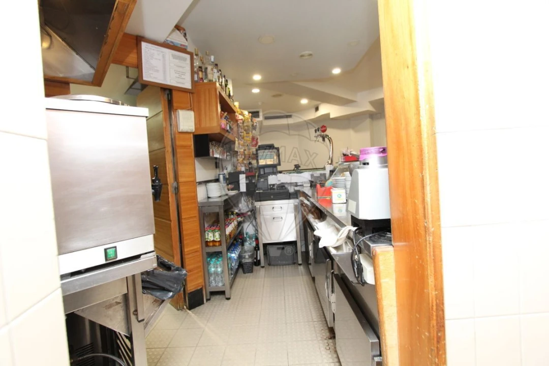 Loja para Venda em São Domingos de Benfica Foto 13