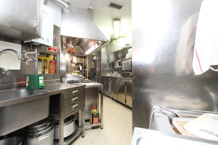 Loja para Venda em São Domingos de Benfica Foto 15