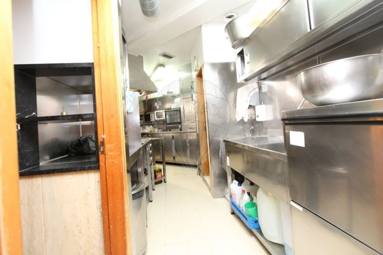 Loja para Venda em São Domingos de Benfica Foto 14