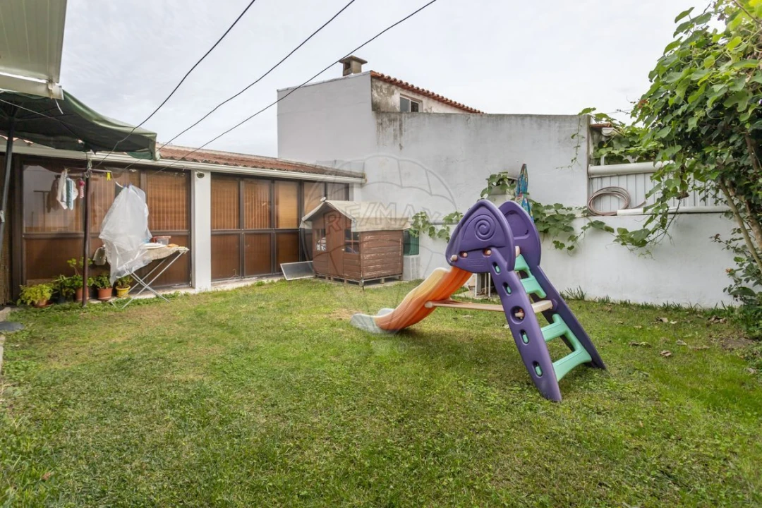 Moradia T2 para Venda em Quinta do Anjo Foto 28