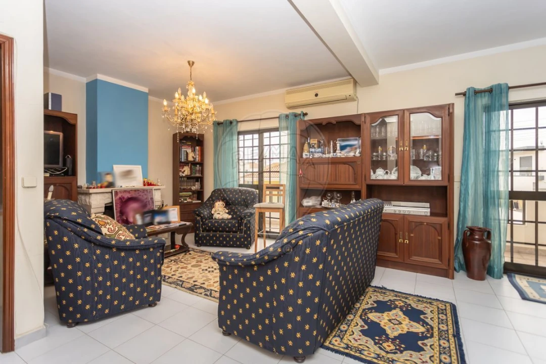 Moradia T2 para Venda em Quinta do Anjo Foto 12