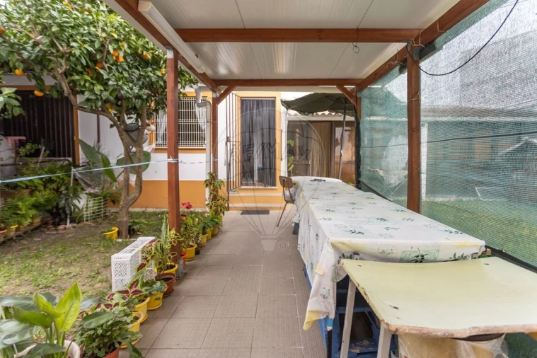 Moradia T2 para Venda em Quinta do Anjo Foto 22