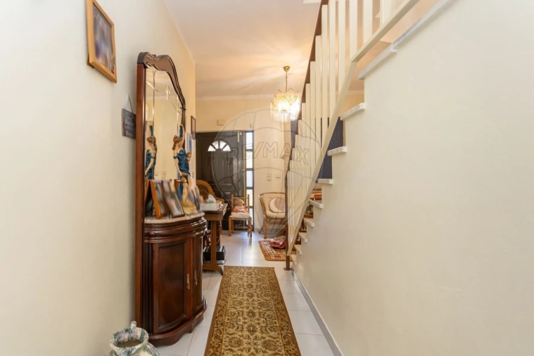 Moradia T2 para Venda em Quinta do Anjo Foto 8