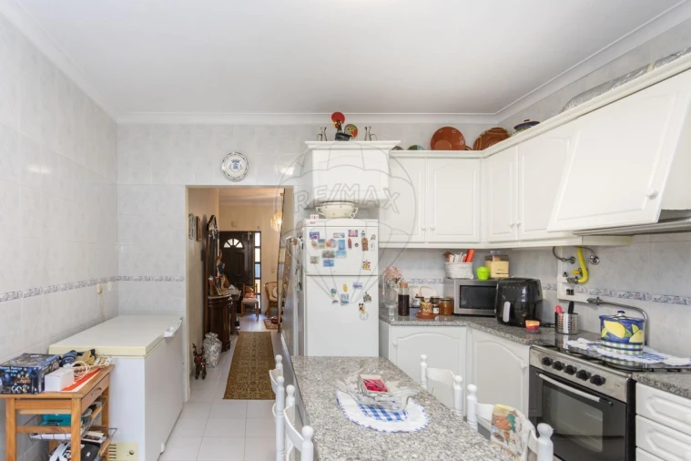 Moradia T2 para Venda em Quinta do Anjo Foto 7