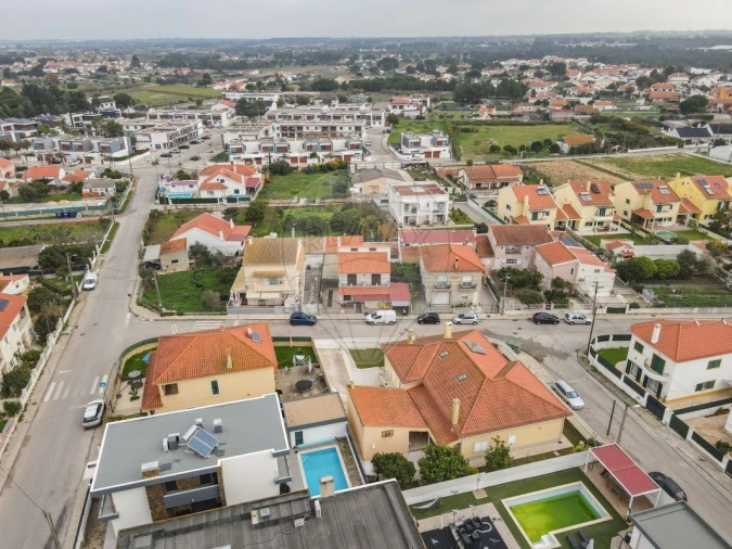 Moradia T2 para Venda em Quinta do Anjo Foto 33