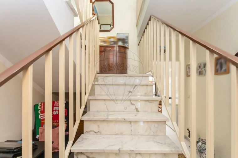 Moradia T2 para Venda em Quinta do Anjo Foto 10