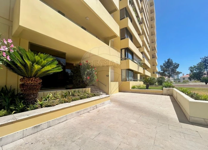 Apartamento T3 para Venda em São Domingos de Benfica Foto 8