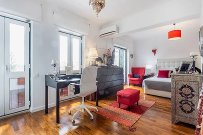 Apartamento T4 para Venda em Lumiar
