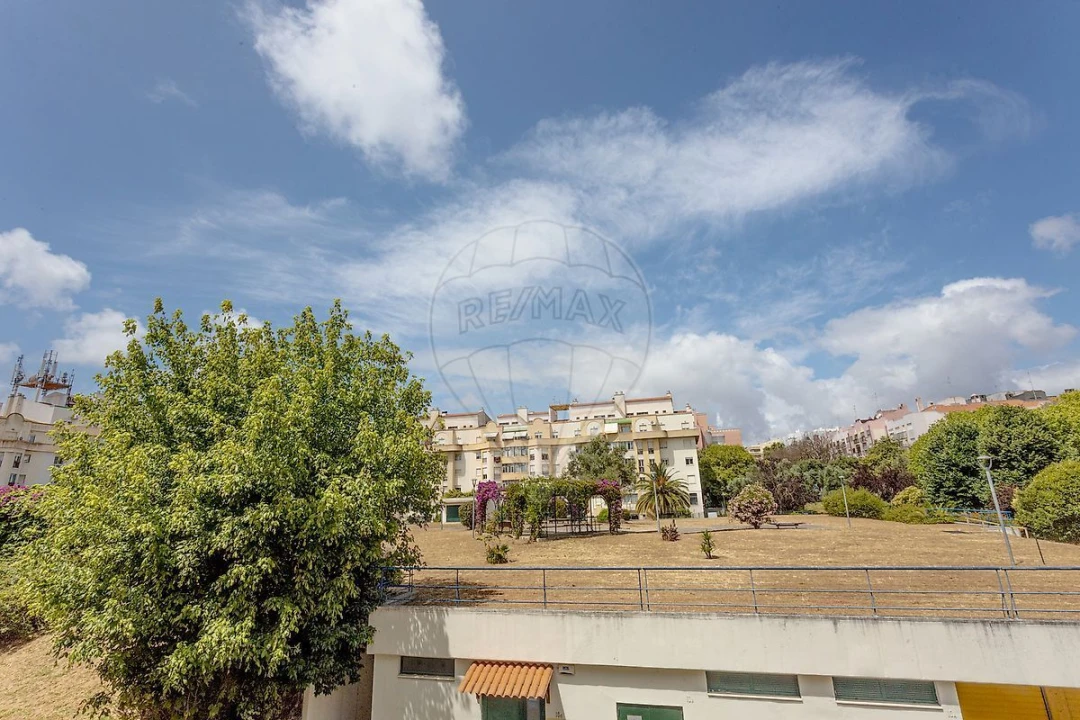 Apartamento T4 para Venda em Lumiar Foto 6