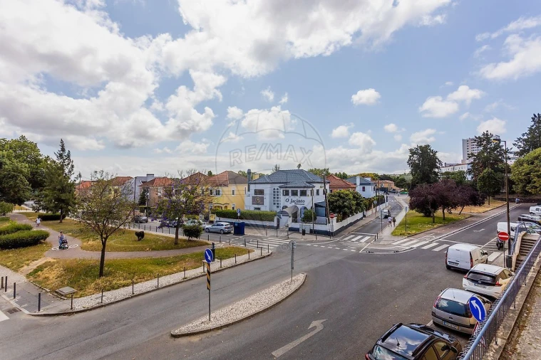 Apartamento T4 para Venda em Lumiar Foto 16