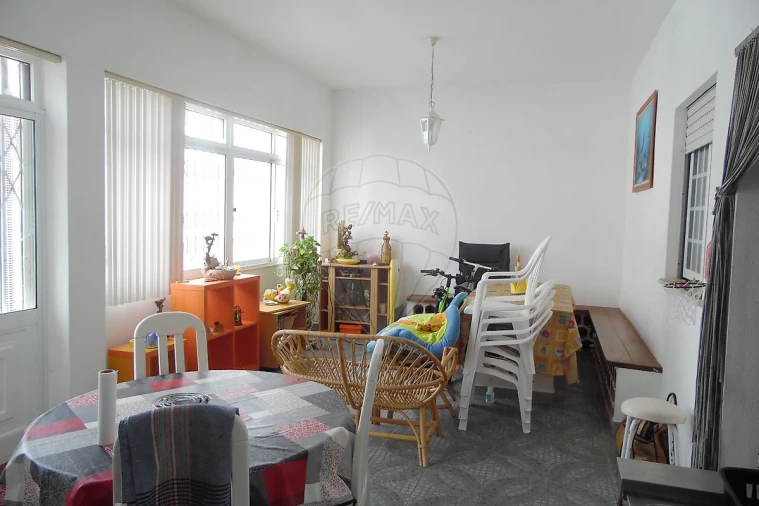 Moradia T3 para Venda em Atouguia da Baleia Foto 14