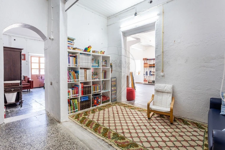 Prédio para Venda em Vila Nova da Barquinha Foto 26