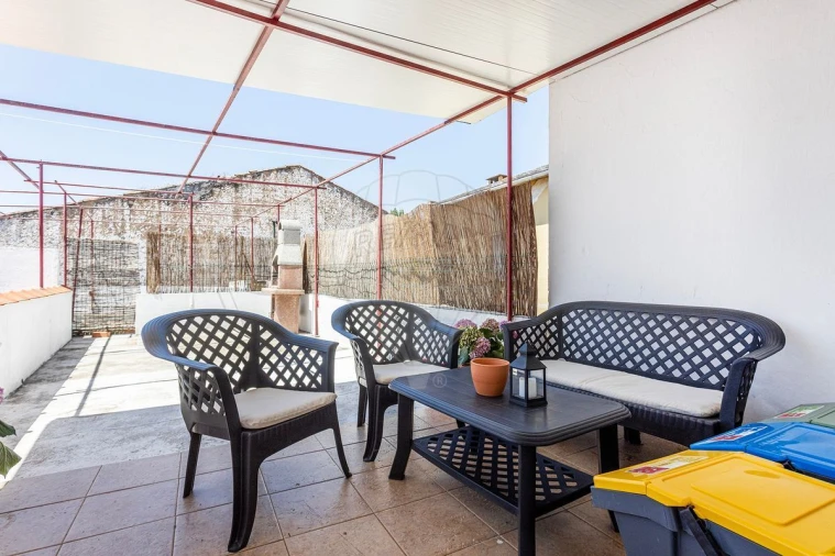 Prédio para Venda em Vila Nova da Barquinha Foto 19