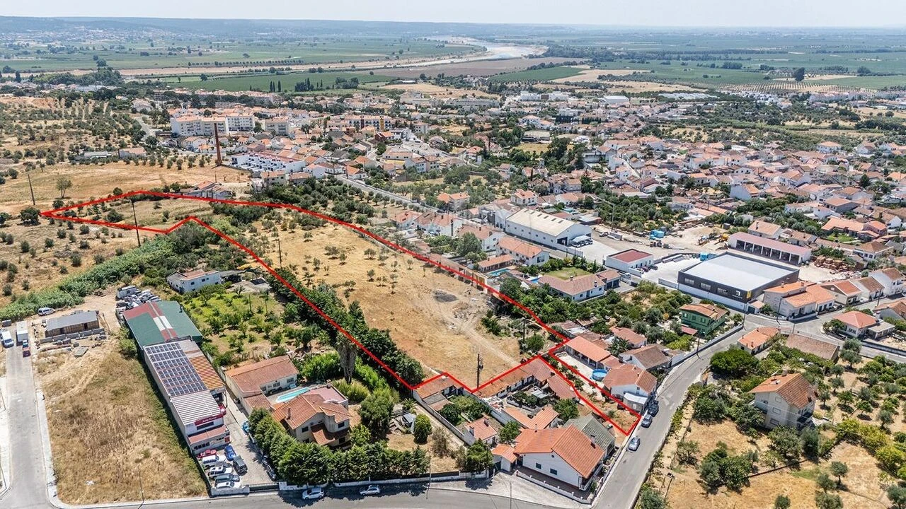 Terreno para Venda em Vila Nova da Barquinha Foto 3