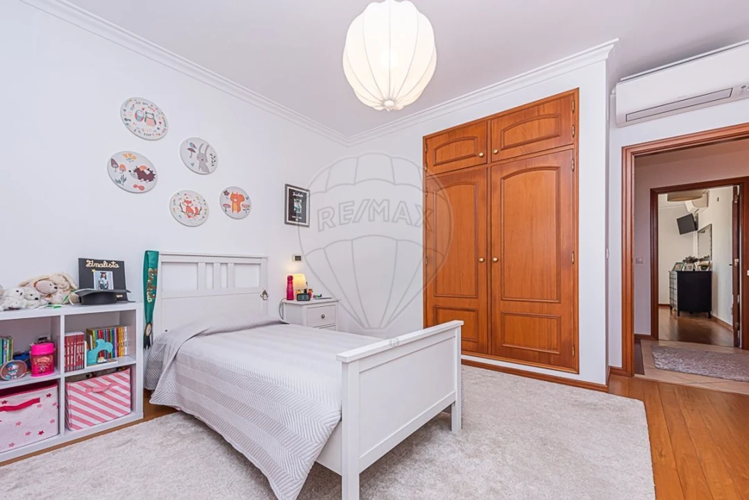 Moradia T5 para Venda em Palmela Foto 24