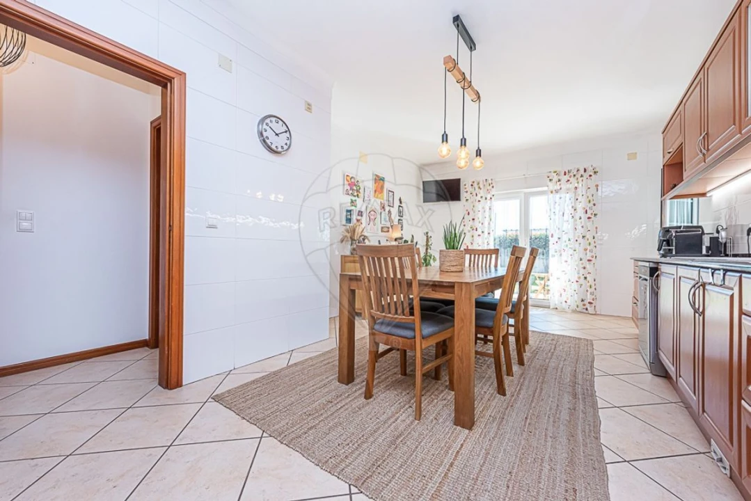 Moradia T5 para Venda em Palmela Foto 11