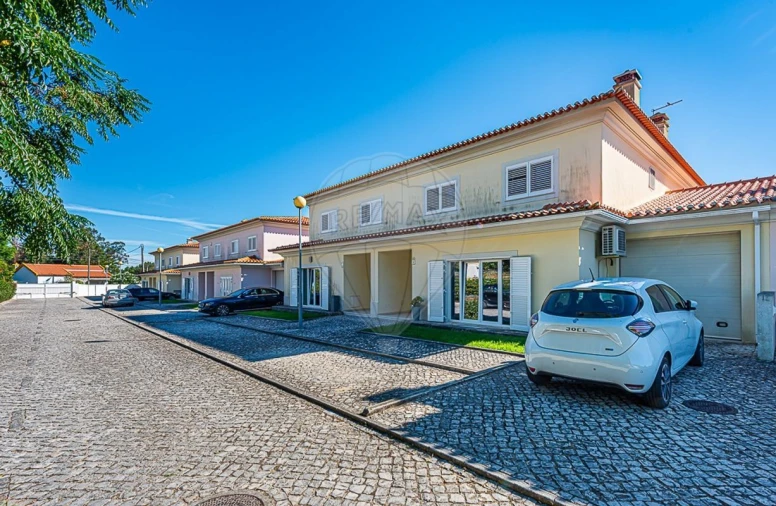 Moradia T5 para Venda em Palmela Foto 34