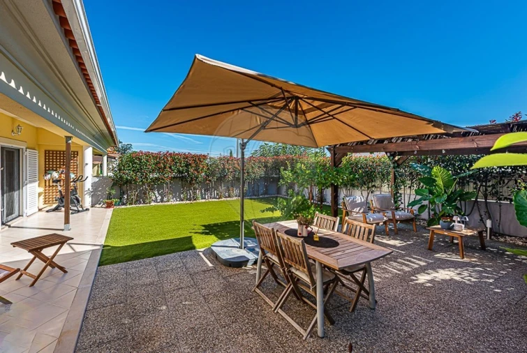 Moradia T5 para Venda em Palmela Foto 3