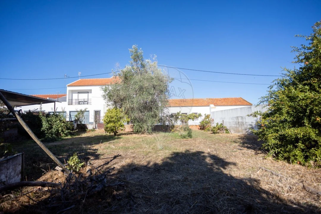 Moradia T2 para Venda em Couço Foto 9