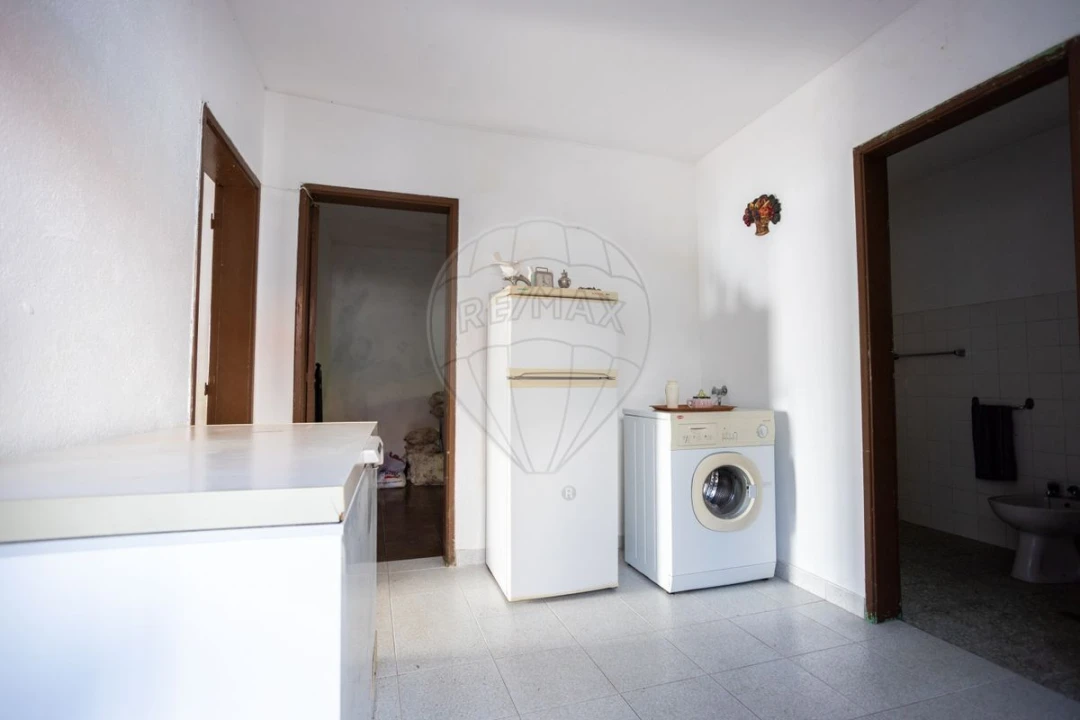 Moradia T2 para Venda em Couço Foto 16