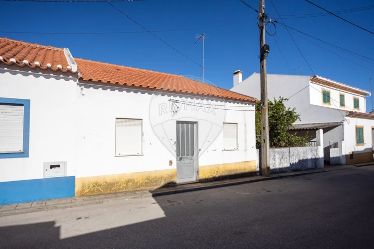 Moradia T2 para Venda em Couço Foto 6