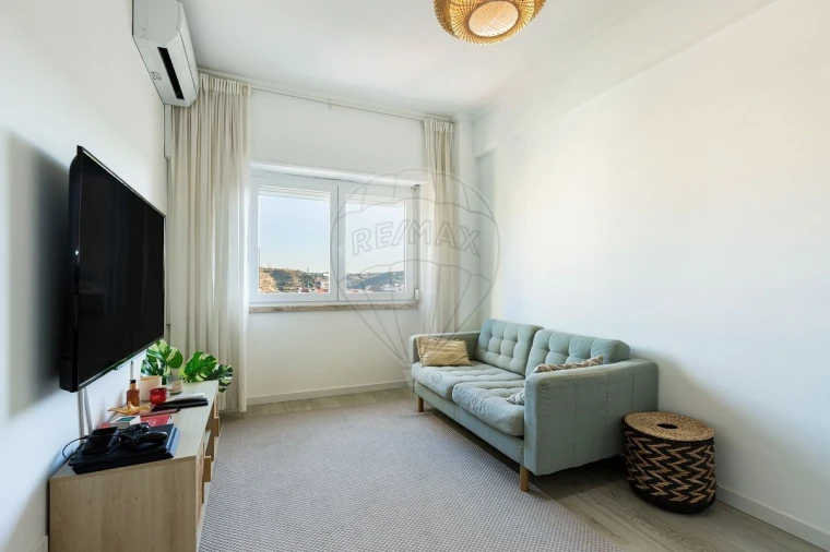 Apartamento T2 para Venda em Odivelas Foto 22