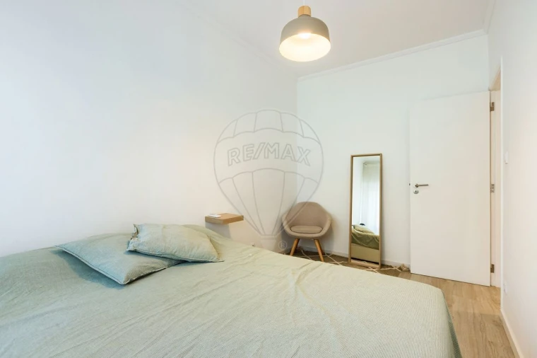 Apartamento T2 para Venda em Odivelas Foto 19